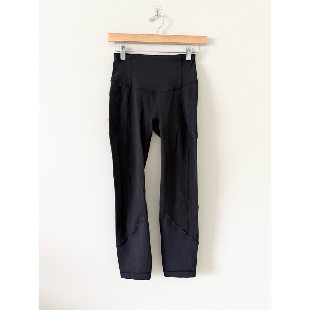 Lululemon High-Waist Black Athletic Leggings Side Pockets Size 4